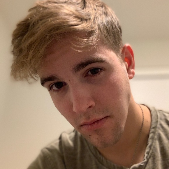 Meet your Posher, Benjamin - Picture 1 of 1